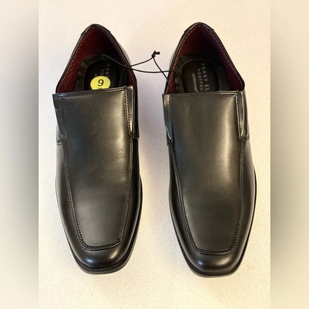 Perry Ellis Black Leather Slip-On Loafers